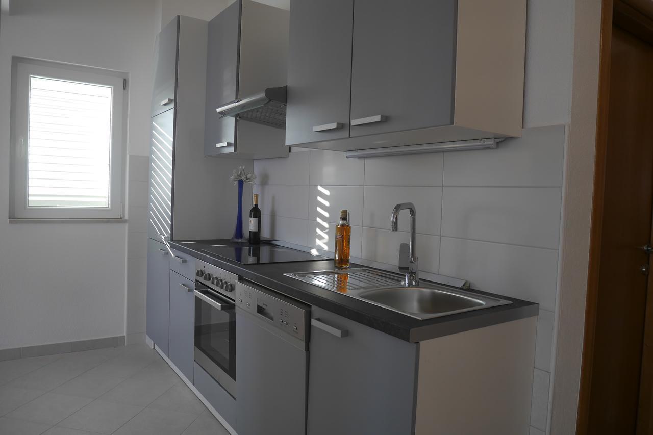 Apartment Ivan Makarska